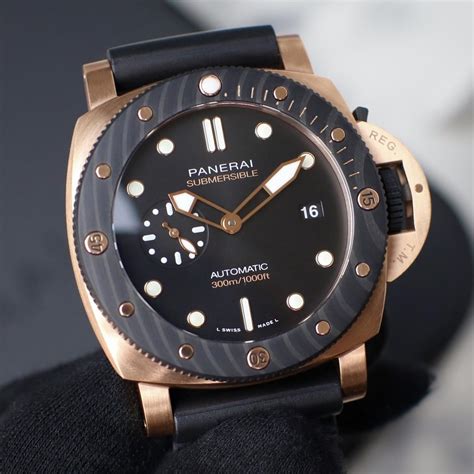 panerai 1070|Panerai Submersible PAM 01070 .